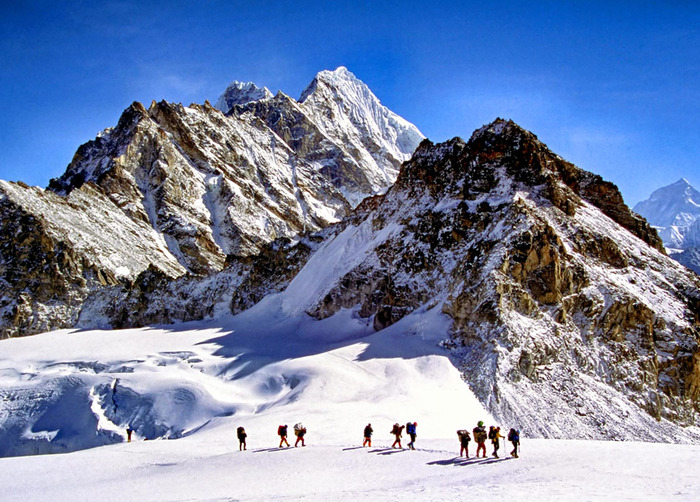 Khám phá vẻ đẹp lay động lòng người của dãy Himalaya vào mùa đông.