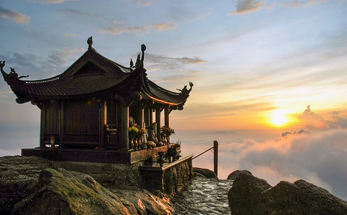 Chùa Đồng - Điểm đến linh thiêng trên đỉnh núi Yên Tử