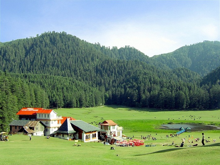 Khajjiar được mệnh danh là địa điểm lãng mạn nổi tiếng của Ấn Độ