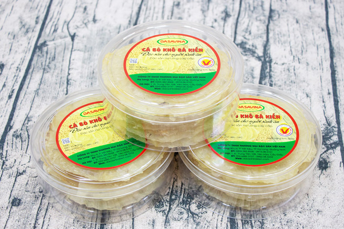 Cá bò khô DASAVINA được đóng gói cẩn thận đảm bảo vệ sinh an toàn thực phẩm